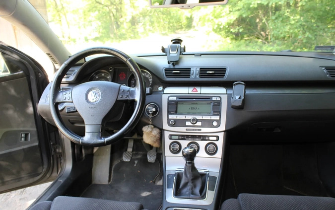 Volkswagen Passat cena 13500 przebieg: 355472, rok produkcji 2007 z Bydgoszcz małe 67